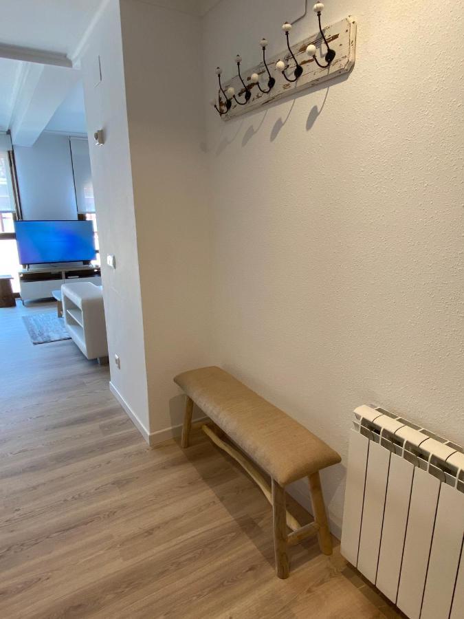 Precioso Apartamento A Estrenar En El Centro De Ezcaray 6-8 Pax Bagian luar foto